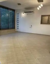 in a residential area of the city center, on the karka, Magnificent 3-room apartment without furniture, Rishon LeZion, Flats & Apartments, Long term rental, 5,100 ₪