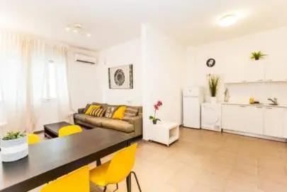 Daily rent of apartments with MAMAD-BUNKER!!!, Flats & Apartments, Short term, Tel Aviv, 120 ₪