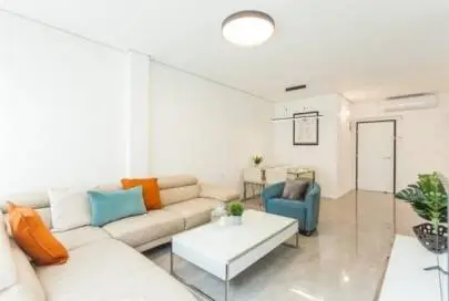 If you are looking for a temporary residence with MAMAD in Tel Aviv due to concerns about security and conflicts in your area, we have a 3 bedroom apartment on Pinsker Street, Flats & Apartments, Short term, Tel Aviv, 160 ₪