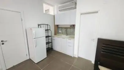 Spacious renovated studio, 45 sq.m., Flats & Apartments, Short term, Bat Yam, 3,600 ₪