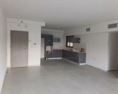 in the New and Prestigious area adjacent to the city center, in an Absolutely New building, Magnificent 4-room apartment without furniture, Rishon LeZion, Flats & Apartments, 7,700 ₪