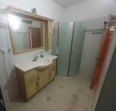 near the city center, 3-room apartment in good condition, Rishon LeZion, Flats & Apartments, 4,300 ₪