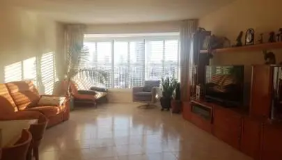 In the center of Ramat Ghana (ul, Ramat Gan, Flats & Apartments, 7,200 ₪