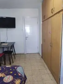 A room in an apartment is rented out without a broker, Ashkelon, Flats & Apartments