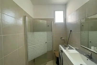 For rent studio on Sha'ar HaGai St 14, Netanya, Netanya, Flats & Apartments, Long term rental, 3,000 ₪