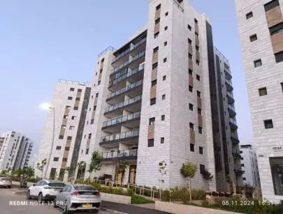 In the New District of Ashkelon, a modern and stylish apartment for rent, 5 rooms, partly furnished and with electrical goods,, Ashkelon, Flats & Apartments, 5,700 ₪