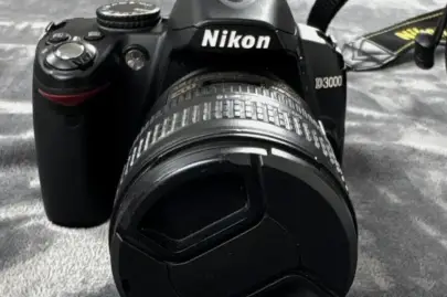 Nikon D60 Digital SLR Camera w/ 18-55mm & 55-200mm Lens & Accessories, Gizo, Used, 500 ₪