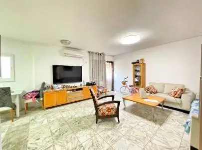 5-room duplex apartment on Laskov Street in Holon, Ben Gurion neighborhood, Holon, Flats & Apartments, 2,490,000 ₪