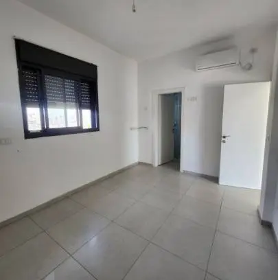 #414, Rishon LeZion, Flats & Apartments, 9,500 ₪