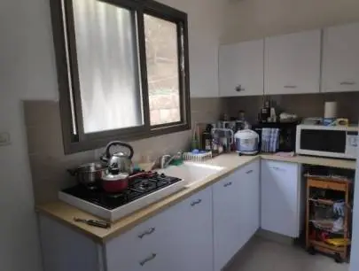 2-room apartment on Hes street (Upper Hadar), Haifa, Flats & Apartments, 2,400 ₪