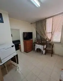 in the city center, in a building with an elevator, 2-room apartment with furniture and new electrical goods, Rishon LeZion, Flats & Apartments, 3,400 ₪