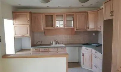 in a residential area of the city center, in a building with an elevator, 4-room apartment in good condition, Rishon LeZion, Flats & Apartments, 5,400 ₪